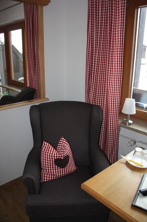 Gaestehaus Carola Oberstdorf Chambre photo